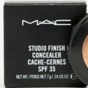 MAC NC50 Studio Finish Concealer